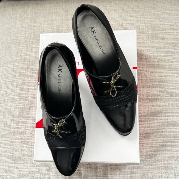 Anne Klein Patent Classic Leather Very Comfortable Oxford-Style Heels in Black – - Picture 5 of 8